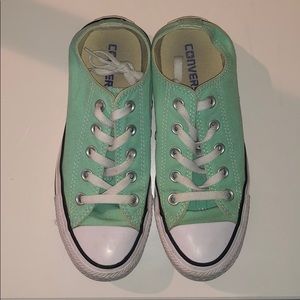 Teal converse